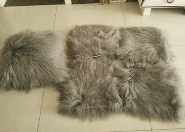 Porcellana cuscino mongolo della pelliccia dei capelli ricci di 10-15cm delicatamente caldo con il tessuto di rinforzo della pelle scamosciata fornitore