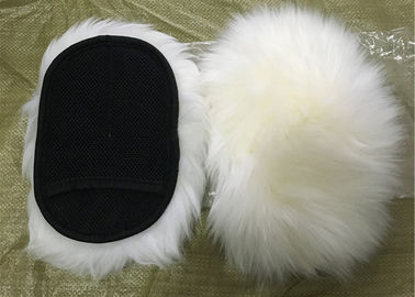 Porcellana Singolo lato della lana della pelle di pecora del guanto mezzo bianco naturale dell'autolavaggio con la parte posteriore della maglia fornitore