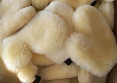 Porcellana Automobile del guanto mezzo dell'autolavaggio della pelle di pecora che dettaglia la lana reale eccellente della pelle di pecora di morbidezza 100% fornitore