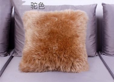 Porcellana Forma decorativa del quadrato del cuscino di Seat della lana d'agnello del sofà domestico con lana liscia lunga fornitore