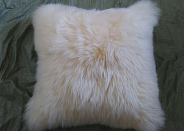 Porcellana Scelga i cuscini parteggiati della sedia della sala da pranzo della pelliccia delle pecore a prova d'umidità con capelli lunghi fornitore