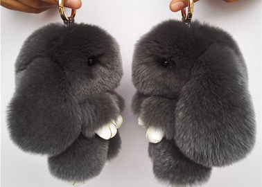 Porcellana Forma animale del coniglio della pelliccia della peluche sveglia reale grigio scuro di Keychain per l'indumento fornitore