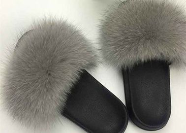Porcellana Slittamento di Fox delle signore anti delle pantofole lussuose genuine della pelliccia comodo per l'inverno di autunno fornitore