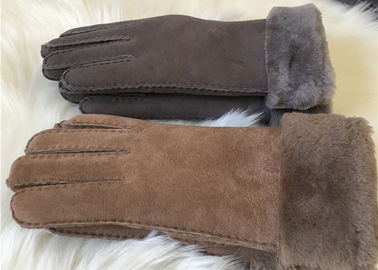 Porcellana Guanti di inverno della pelle di pecora delle donne 100% guanti reali fatti a mano dei guanti del rivestimento della lana fornitore