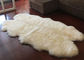 Bianco durevole fatto a mano 120 *180cm dell'avorio della grande coperta australiana della pelle di pecora di quattro cuoii fornitore