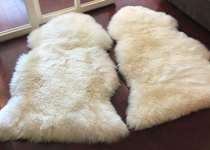 Coperta reale della pelle di pecora della lana lunga dei capelli con forme 60 x 90cm delle pecore bianche di Natura