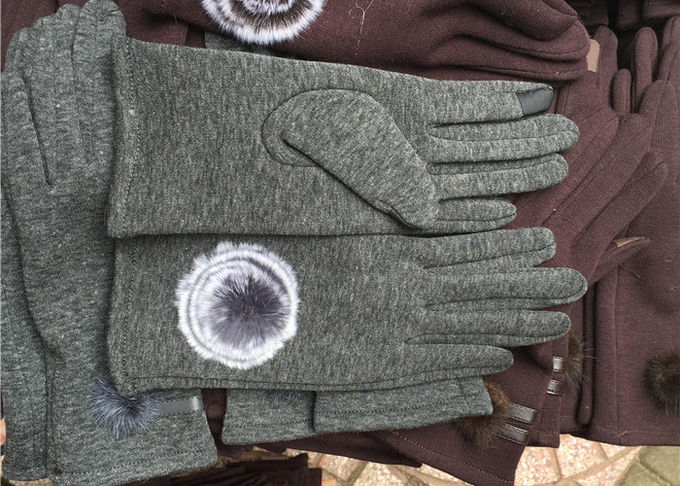 Guanti grigio scuro del touch screen delle signore, guanti di inverno con le dita del touch screen 