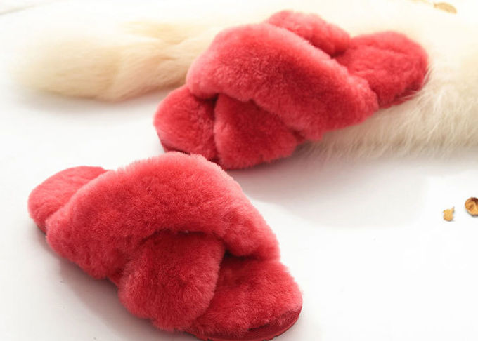 Pantofole su misura della lana delle pecore di inverno per gli appartamenti/hotel di alta classe