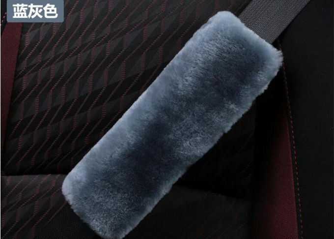 Corrispondenza universale lavabile della copertura della cintura di sicurezza Della pelle di pecora della lana dell'OEM 20mm delicatamente densamente
