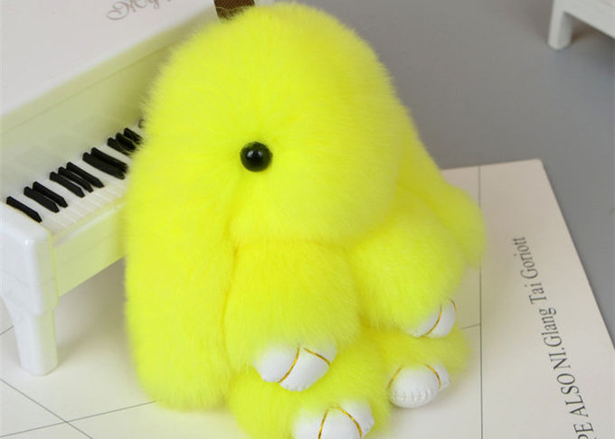 Pelliccia accessoria Keychain del coniglio dell'automobile sveglio con forma adorabile dello zoccolo del coniglietto