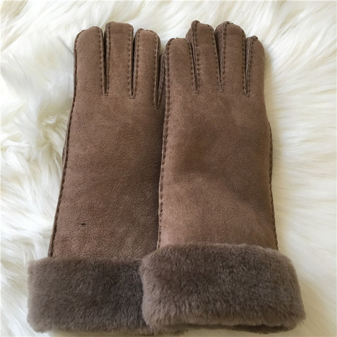 Guanti di inverno della pelle di pecora delle donne 100% guanti reali fatti a mano dei guanti del rivestimento della lana