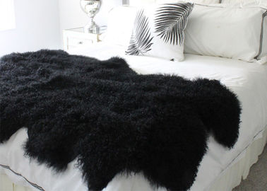 Porcellana Coperta reale lavabile molle nera della pelle di pecora calda con la pelliccia piena spessa dei capelli lunghi fornitore