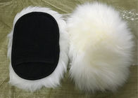 Singolo lato della lana della pelle di pecora del guanto mezzo bianco naturale dell'autolavaggio con la parte posteriore della maglia