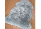 Coperta australiana lunga genuina domestica della pelle di pecora con lana grigio chiaro 60x90cm fornitore