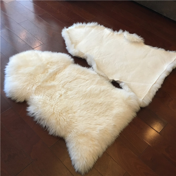 Il letto lungo reale della pelliccia della lana merino getta le coperte con colore/dimensione su ordinazione